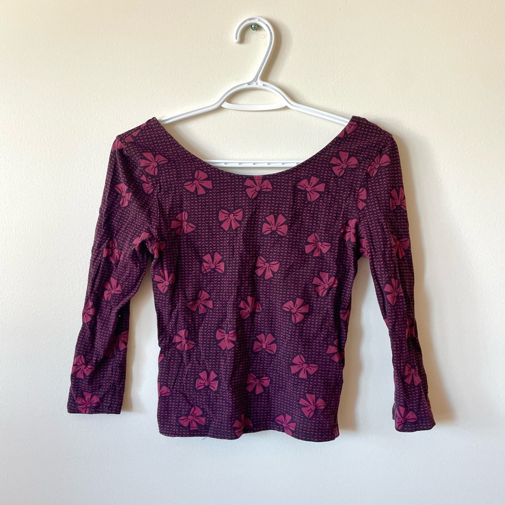 Burgundy Bow Top